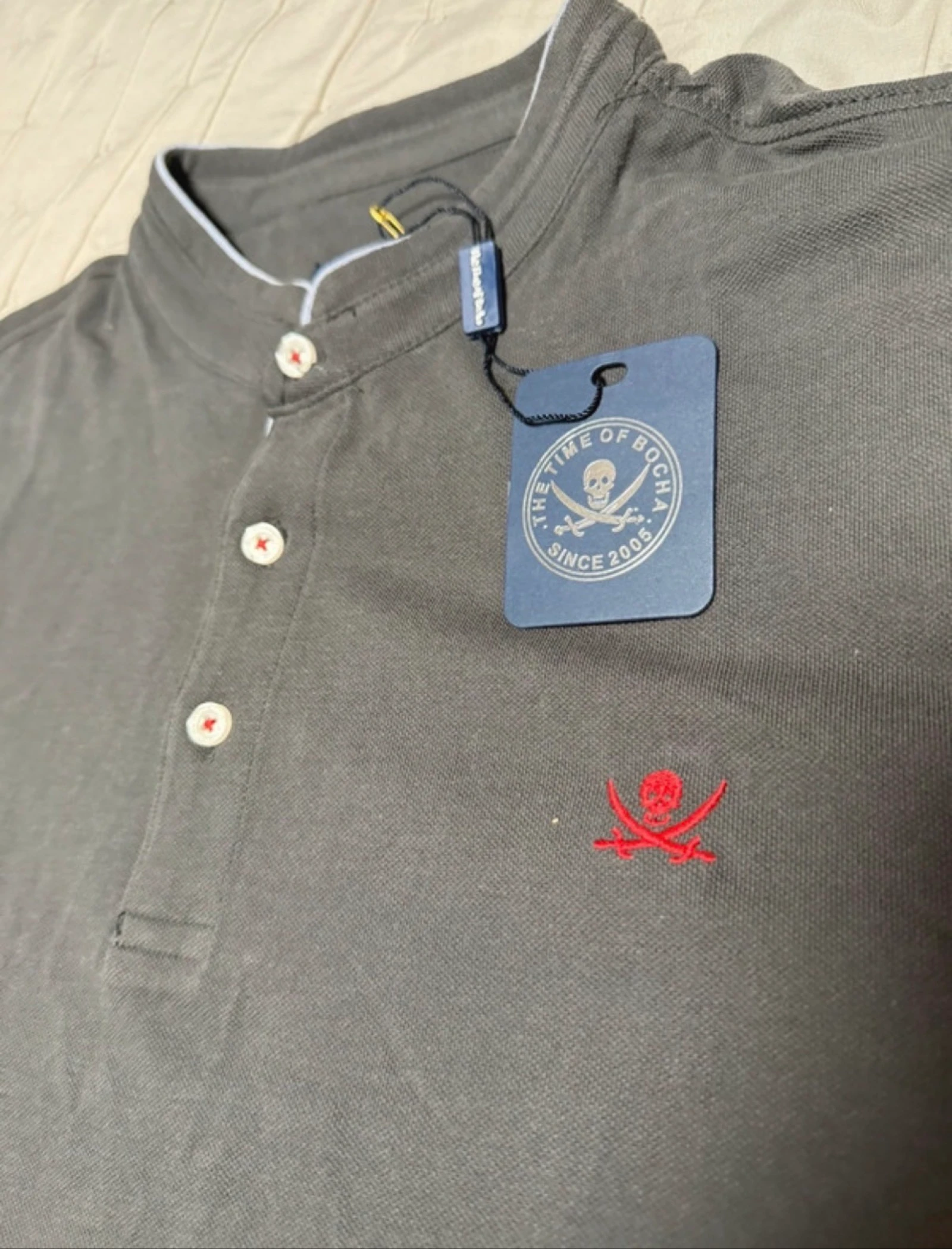 Mao-kraagpoloshirt donkergrijs 'The Time of Bocha' – photo 3